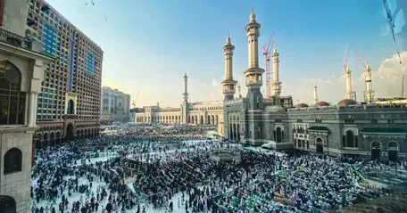 Booking Easter Umrah Package 2025