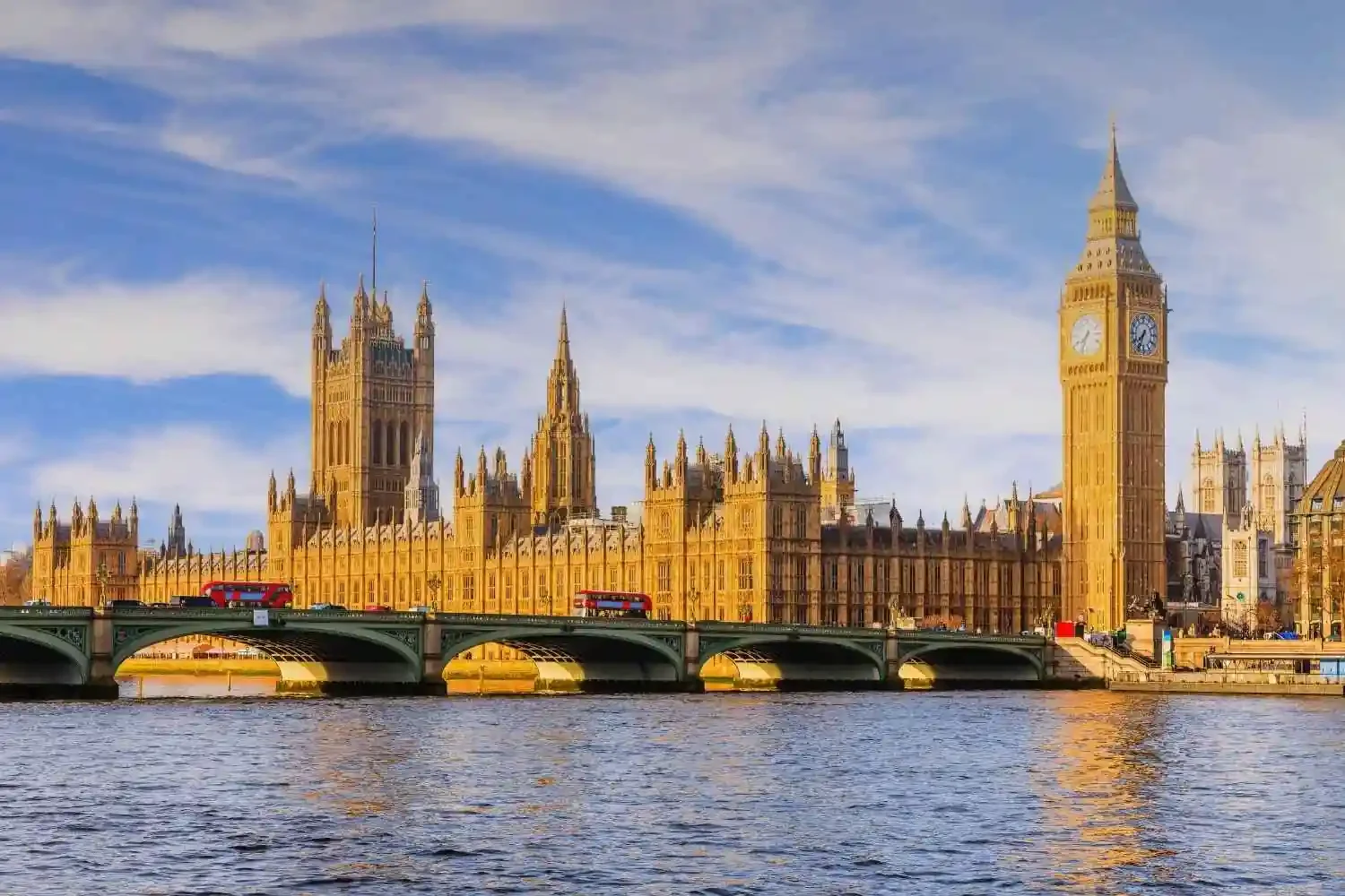 Umrah Package Crawley